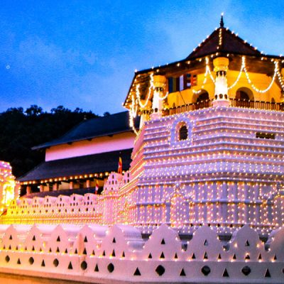 Temple-of-ToothRelic